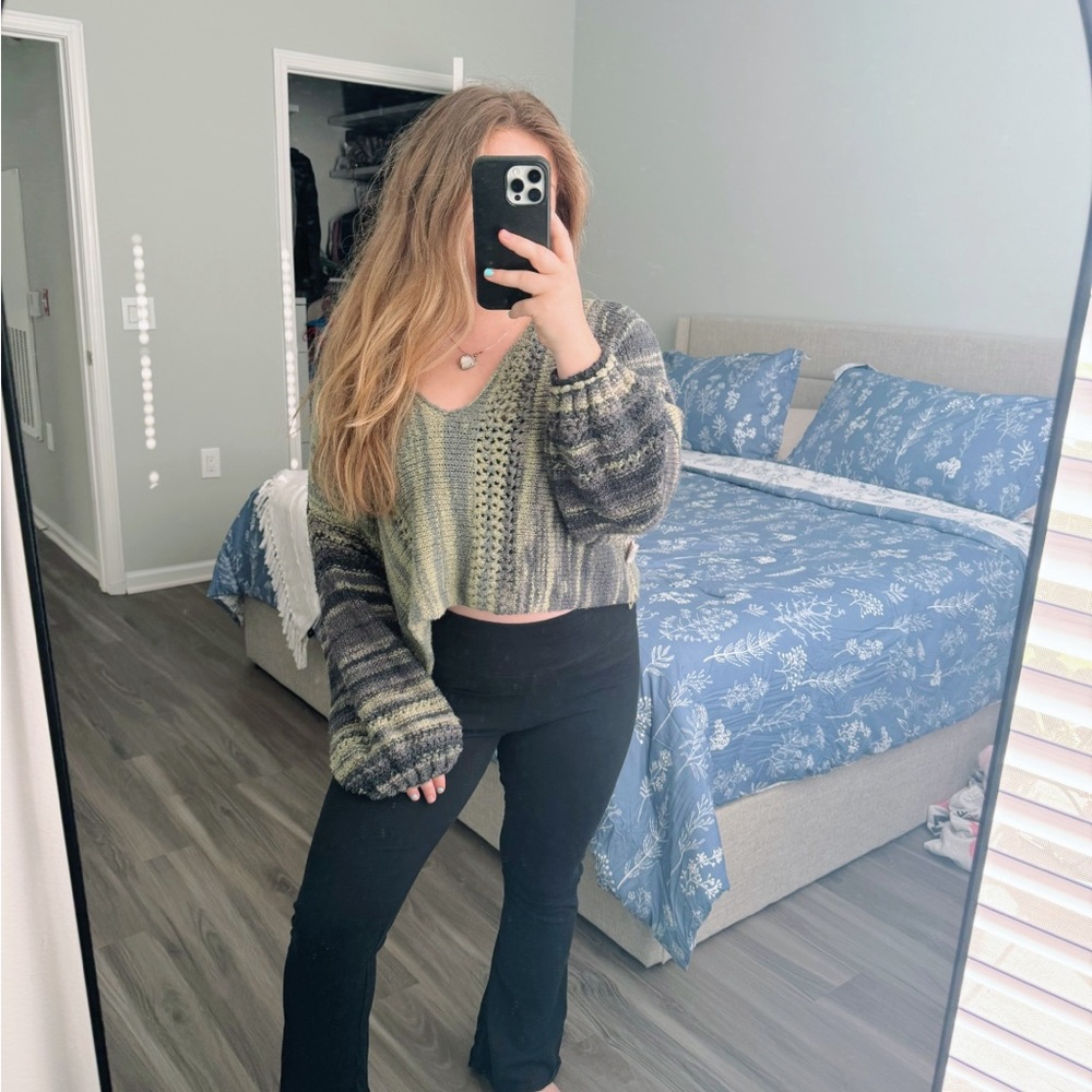 Free people sweater